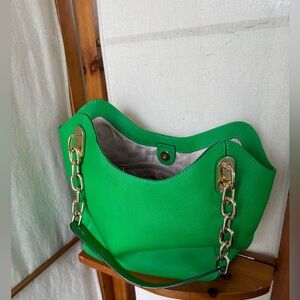 Michael Kors Lillie Large Chain Shoulder Tote